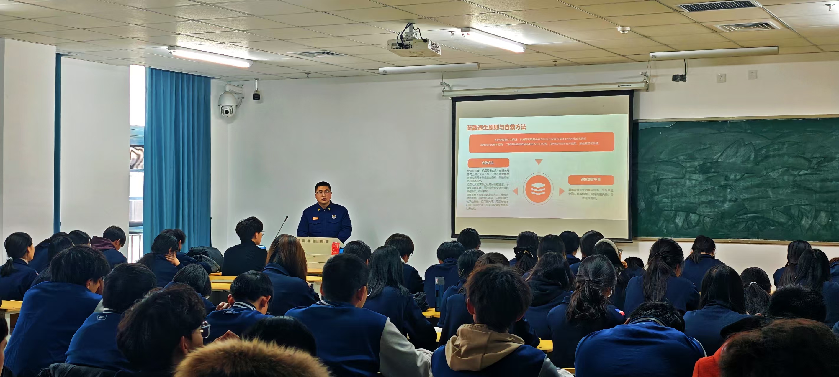 1764641760171040189.jpg 1764641760171040189.jpg