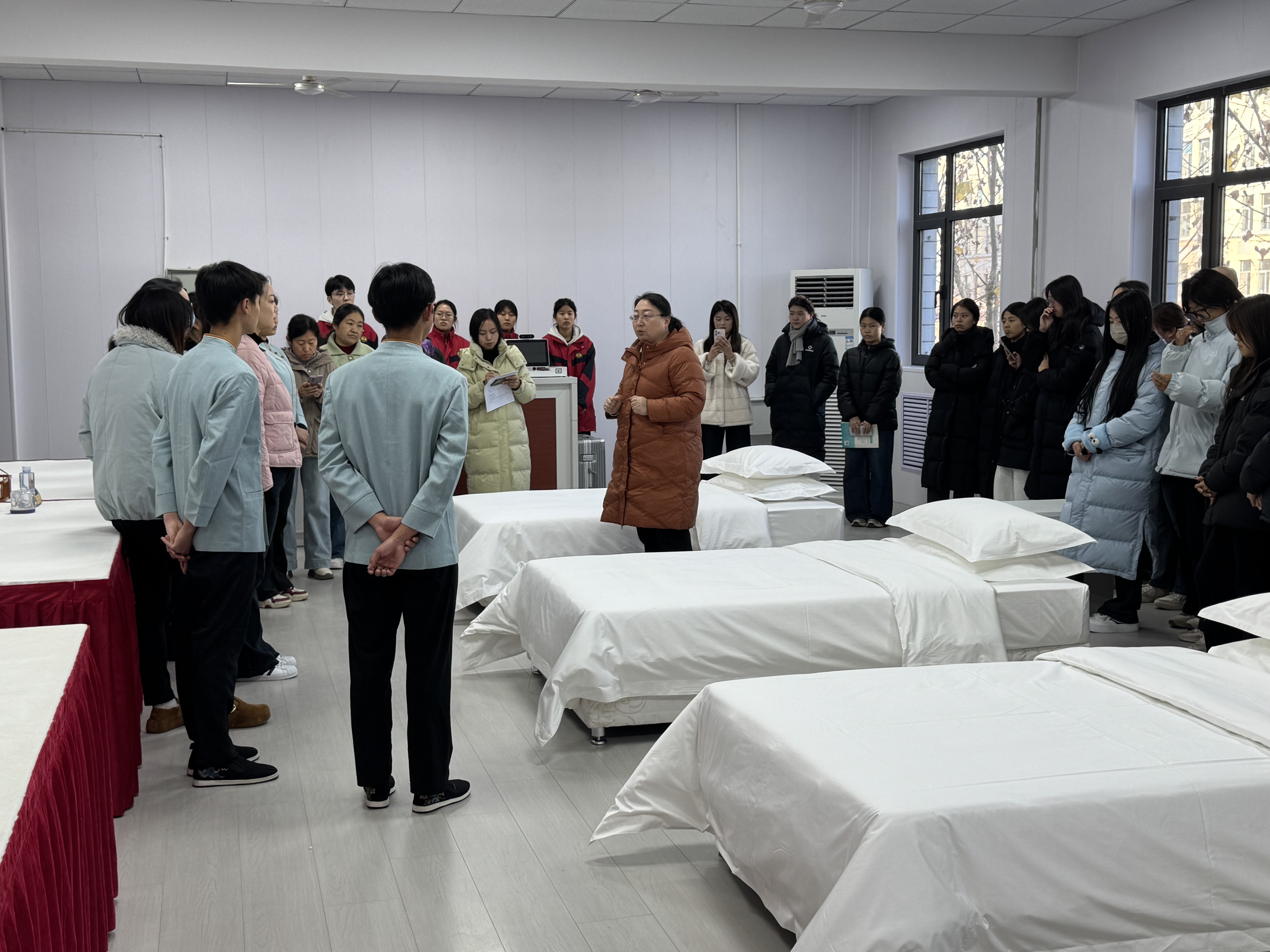 1764838677985000481.jpg 1764838677985000481.jpg